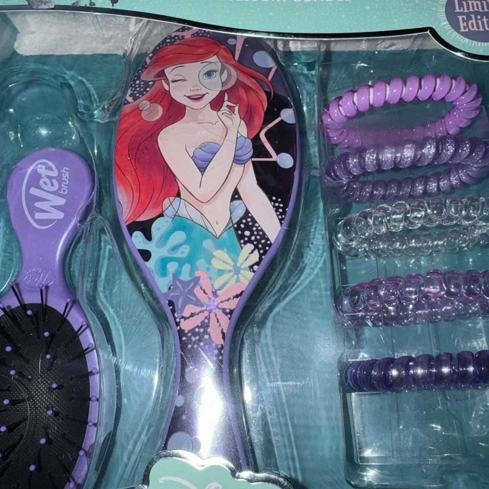 Disney Princess Wet Brush Detangling Accessory Bundle - Purple